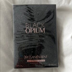 Yves Saint Laurent Black Opium Extreme Eau de Parfum 3oz
